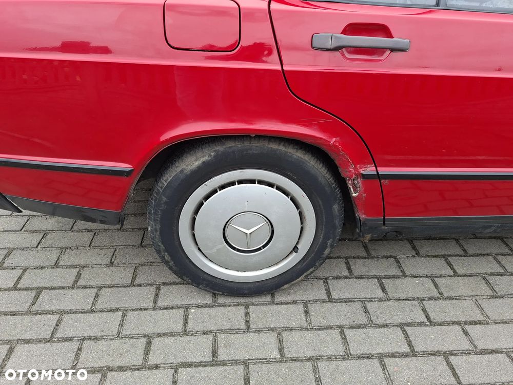 Mercedes-Benz W201 (190) - 23