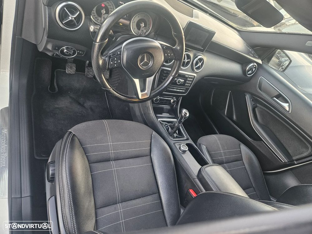 Mercedes-Benz A 180 CDI AMG Line - 8