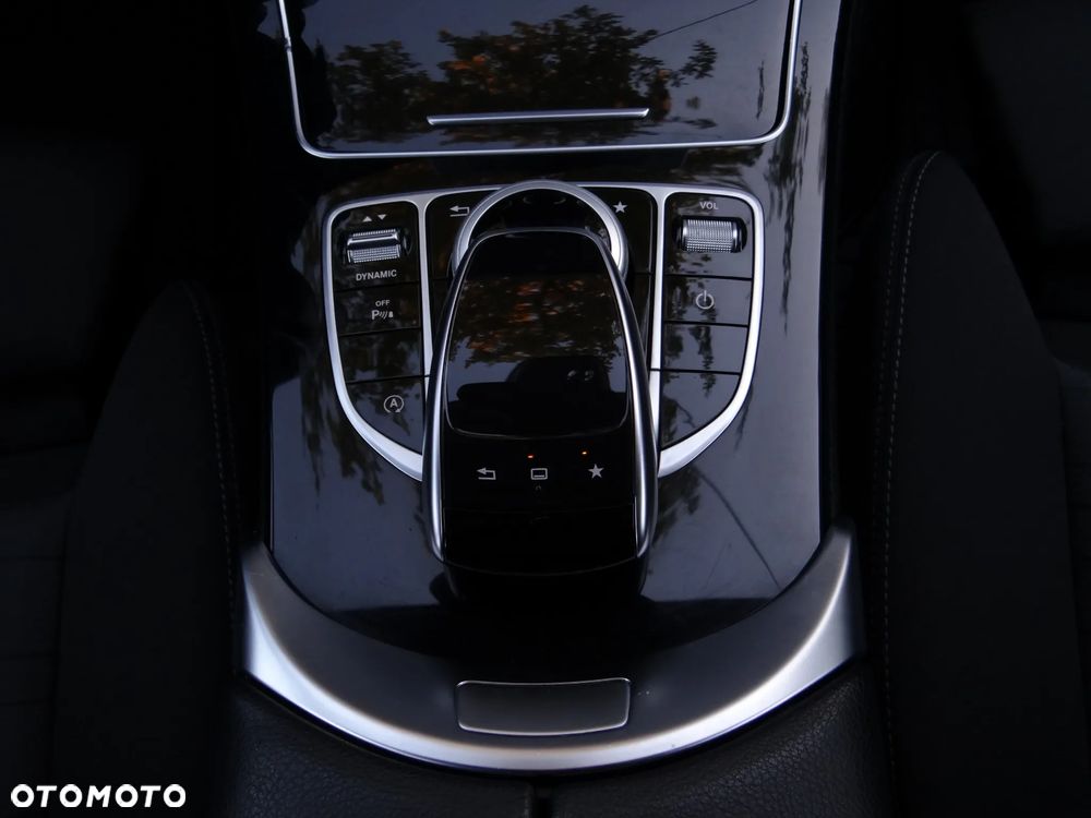 Mercedes-Benz Klasa C 200 (BlueTEC) d T 7G-TRONIC Exclusive - 21