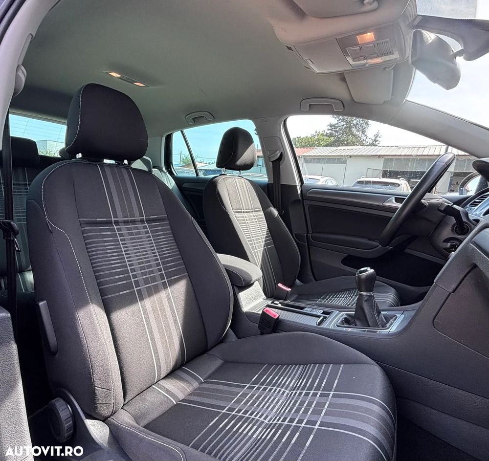 Volkswagen Golf 1.2 TSI BlueMotion Technology Lounge - 29