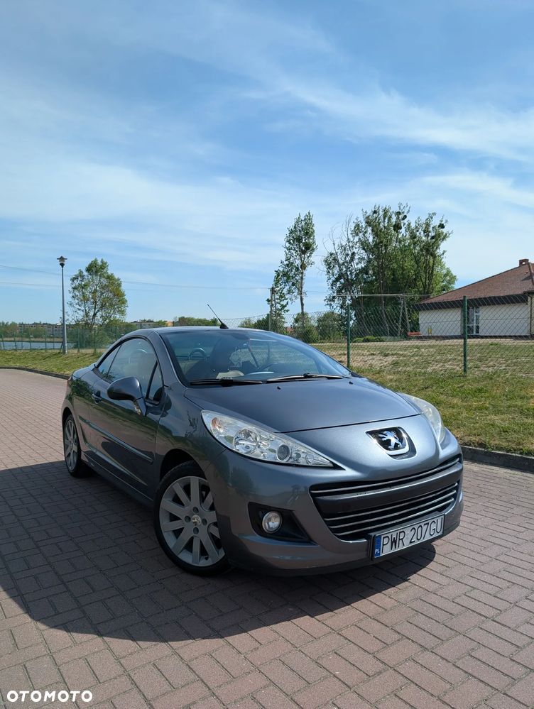 Peugeot 207 CC - 11