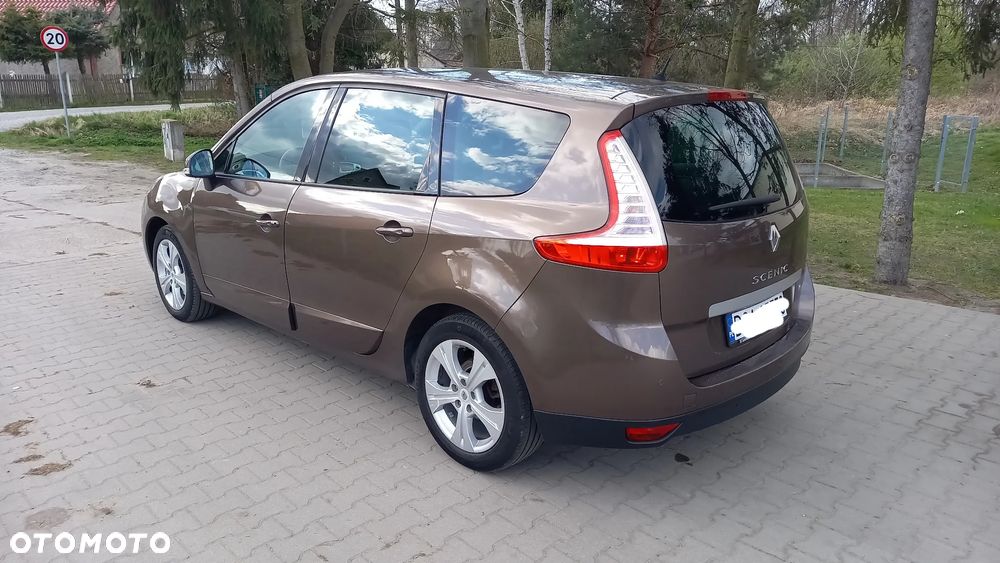Renault Grand Scenic - 6