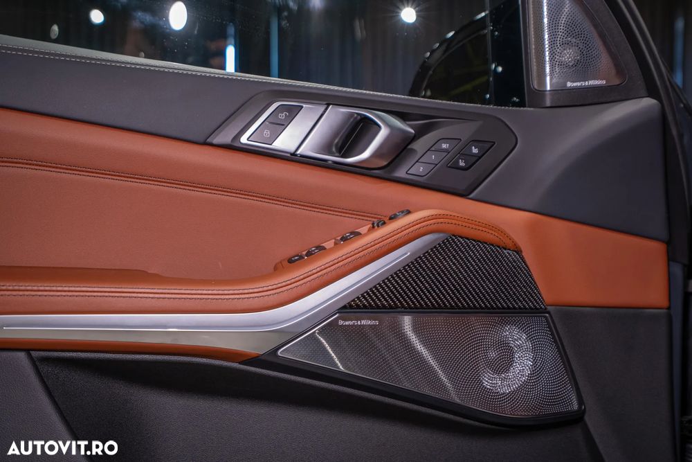 BMW X5 M M60i xDrive AT MHEV - 27