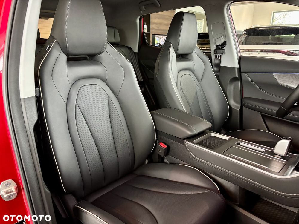 Chery Tiggo 4 1.5 GDI HEV Prestige DHT - 18