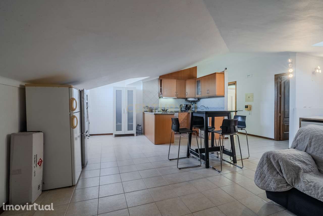 T0 espaçoso no centro histórico da Ericeira - Grande imagem: 3/16