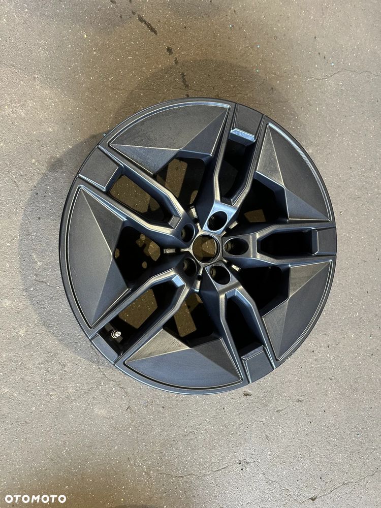 Felga BMW IX40 IX50 5x112 8,5J x 20 ET 28 1szt. - 2