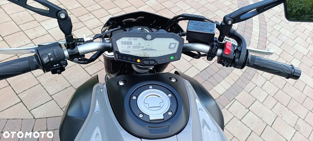 Yamaha MT - 14