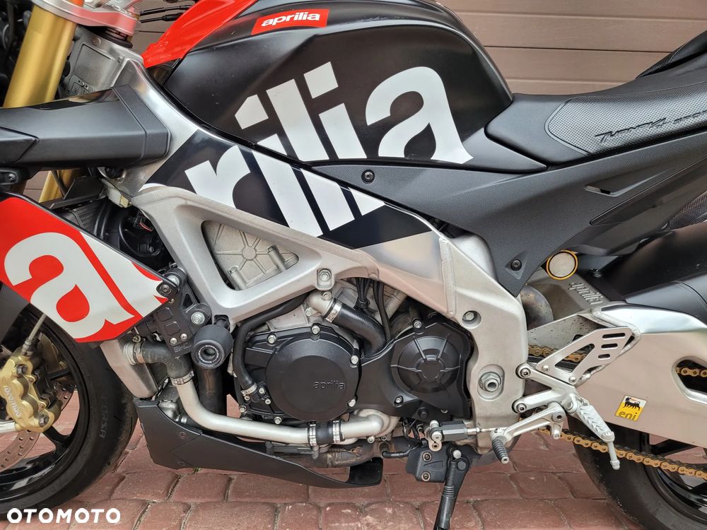 Aprilia Tuono - 11