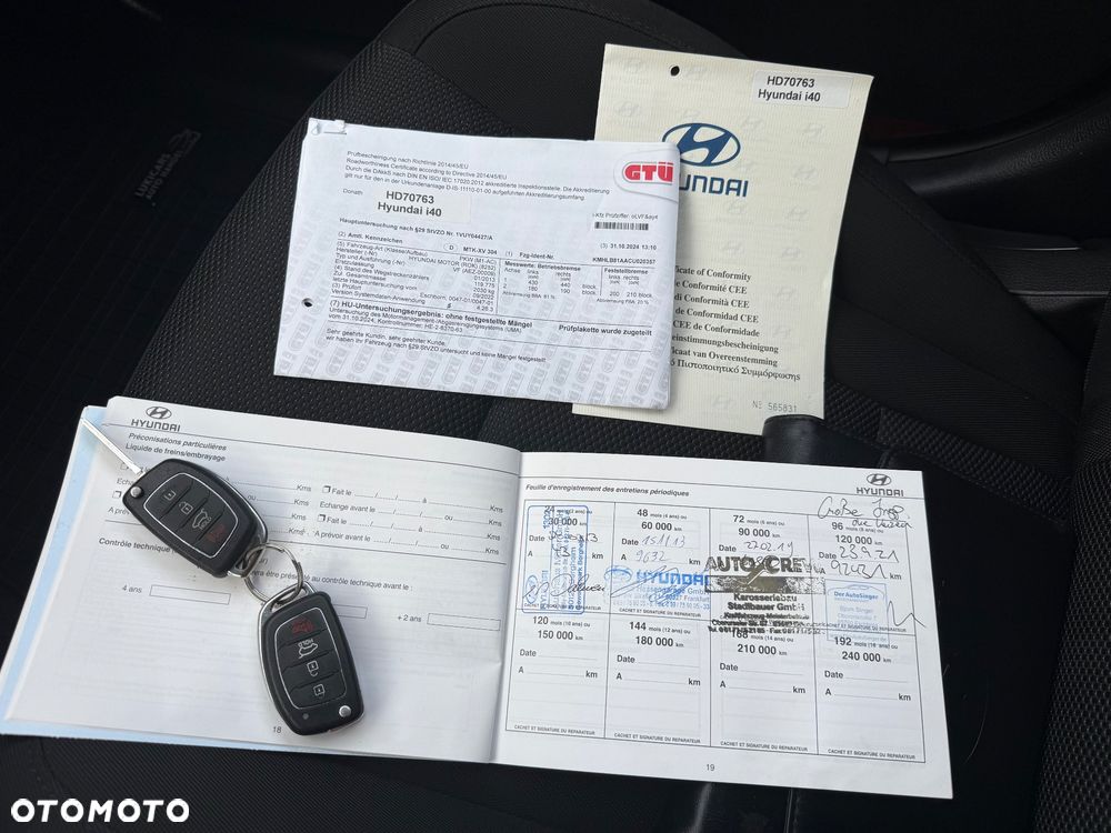Hyundai i40 Kombi blue 1.6 Family+ - 29