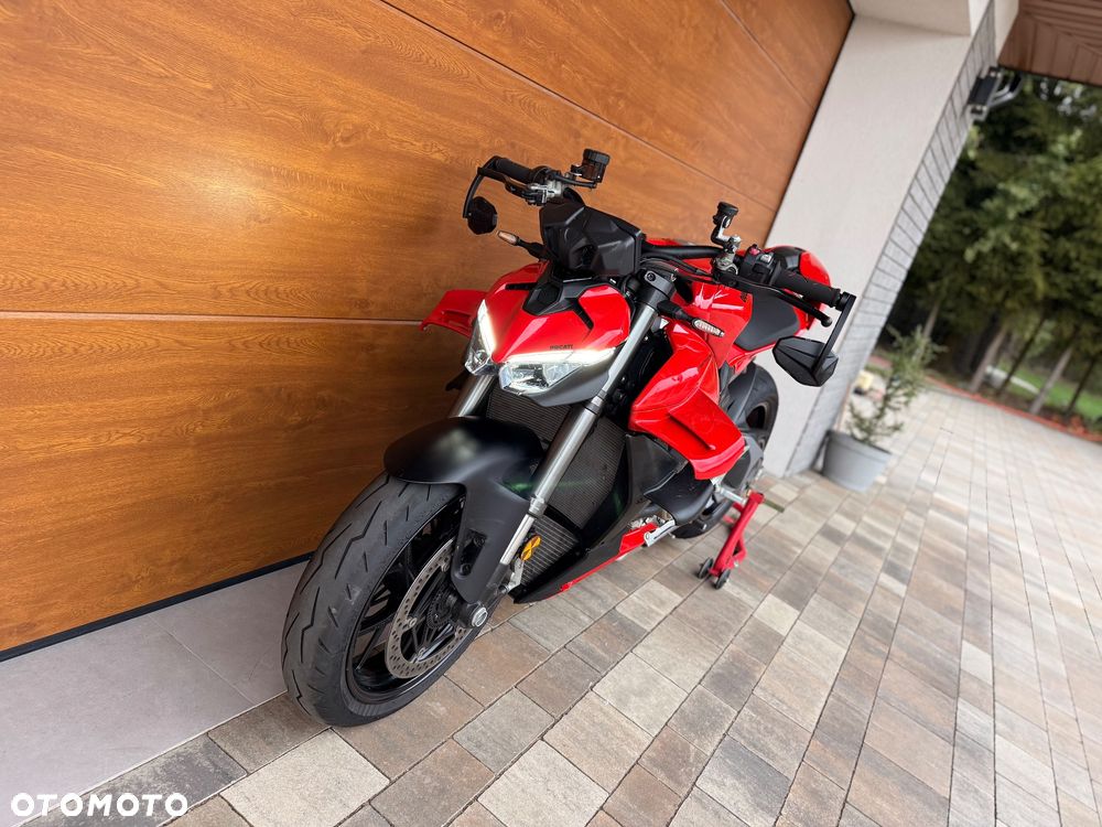 Ducati Streetfighter V4 - 28