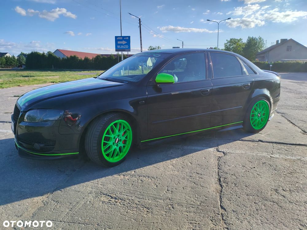 Audi A4 Limousine - 2