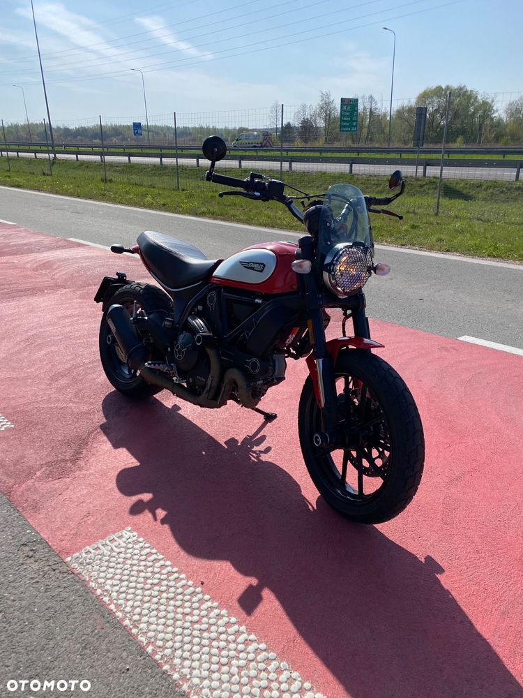 Ducati Scrambler - 12