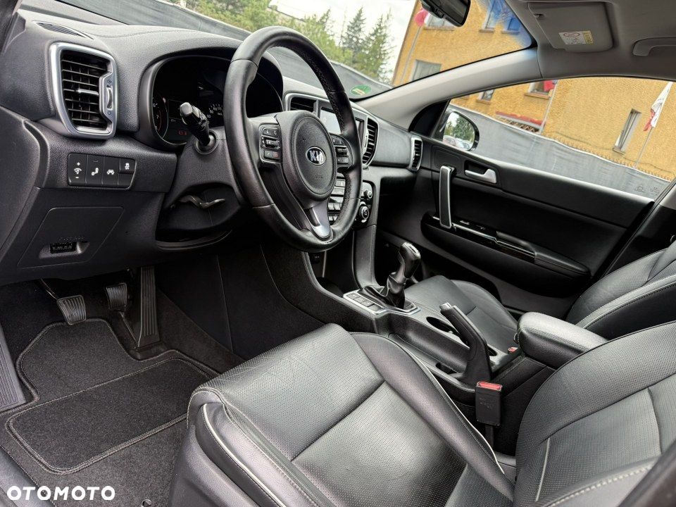Kia Sportage 1.6 GDI 2WD Black Edition - 17