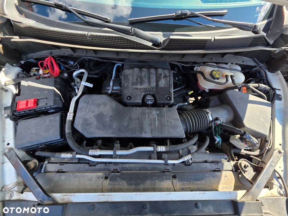 Chevrolet Silverado - 14