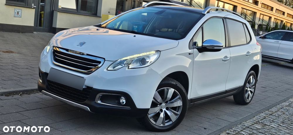 Peugeot 2008 1.2 Pure Tech Style S&S - 18