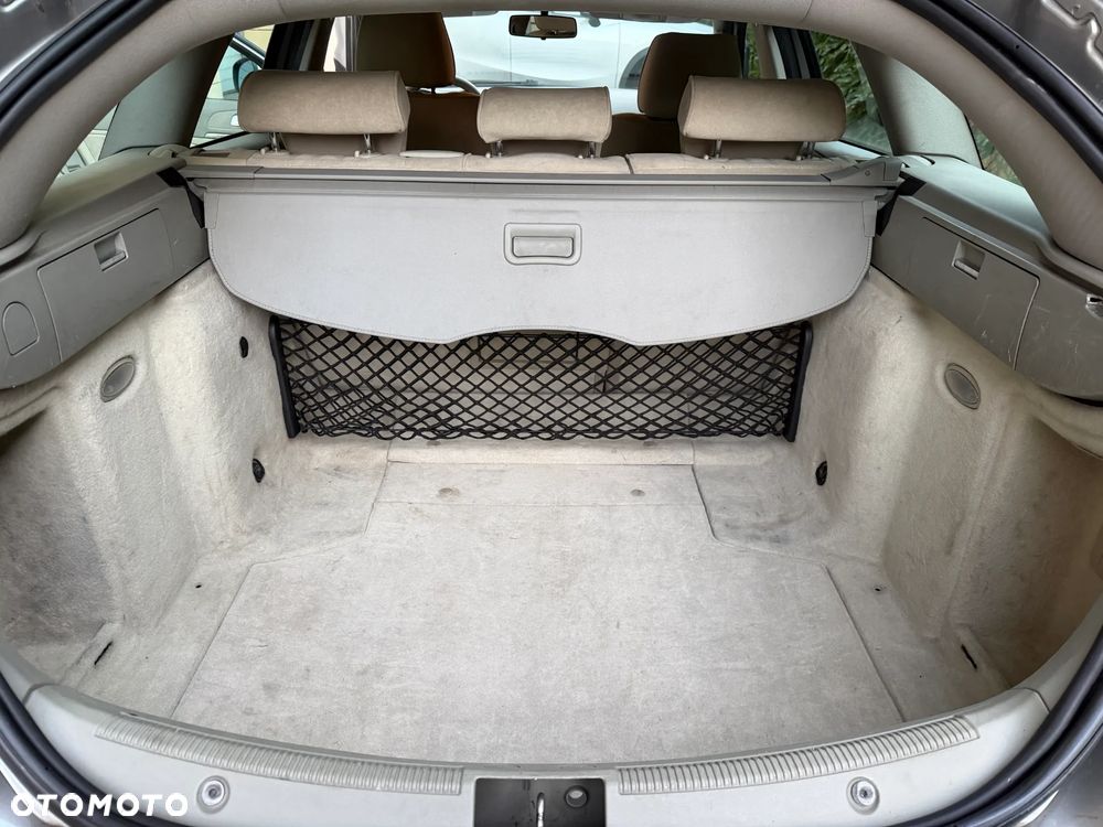 Alfa Romeo 159 1.9JTDM Q-ti - 13