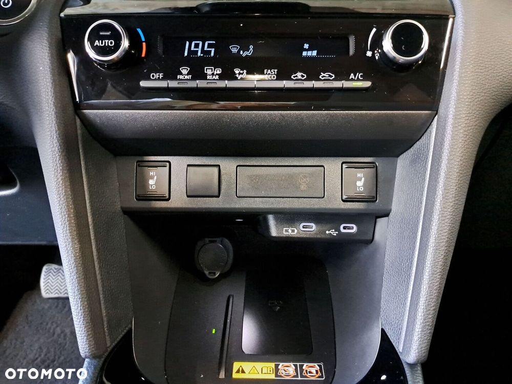 Toyota Yaris Cross Hybrid 1.5 Style - 26