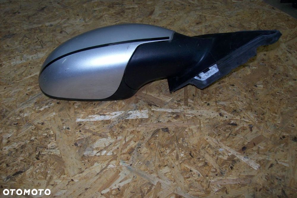 LUSTERKO PRAWE SEAT IBIZA III/5PINÓW - 3