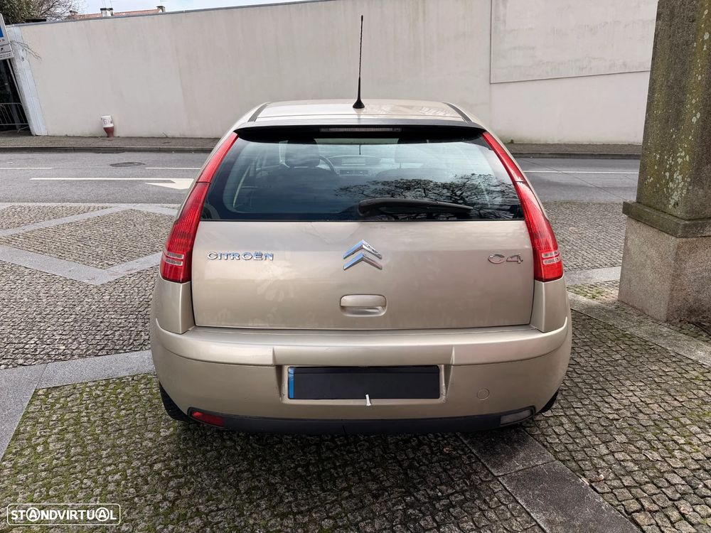Citroën C4 1.4 16V VTR Pack - 6
