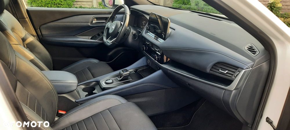 Nissan Qashqai 1.3 DIG-T mHEV 4x4 Tekna+ Xtronic - 17