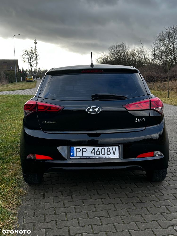 Hyundai i20 1.2 Classic - 11