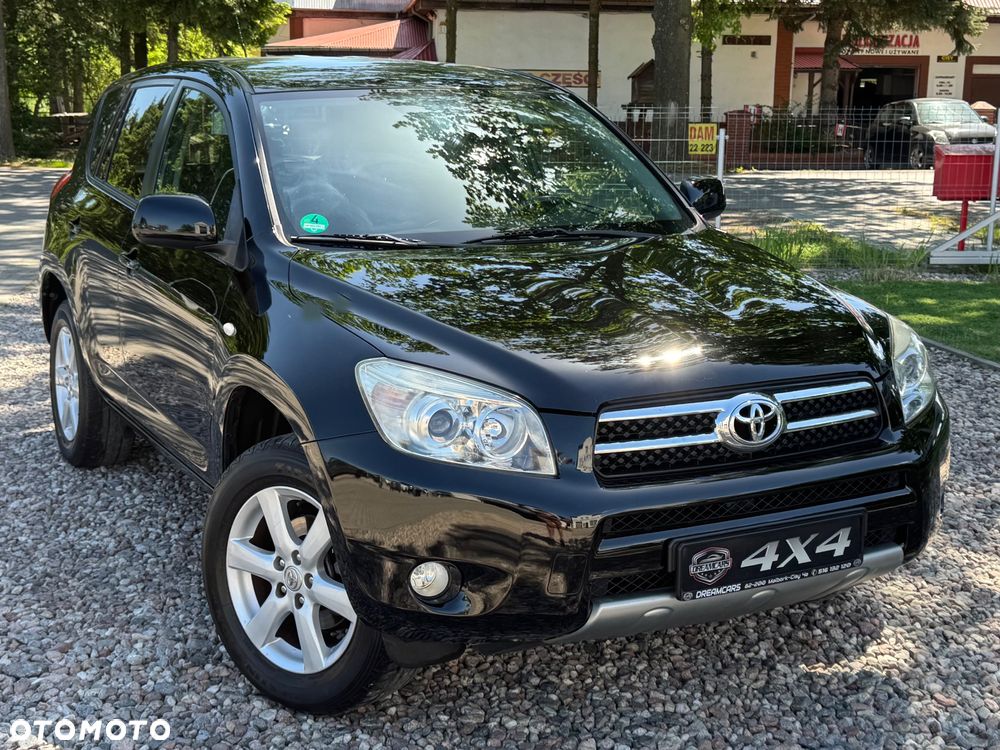 Toyota RAV4 - 3