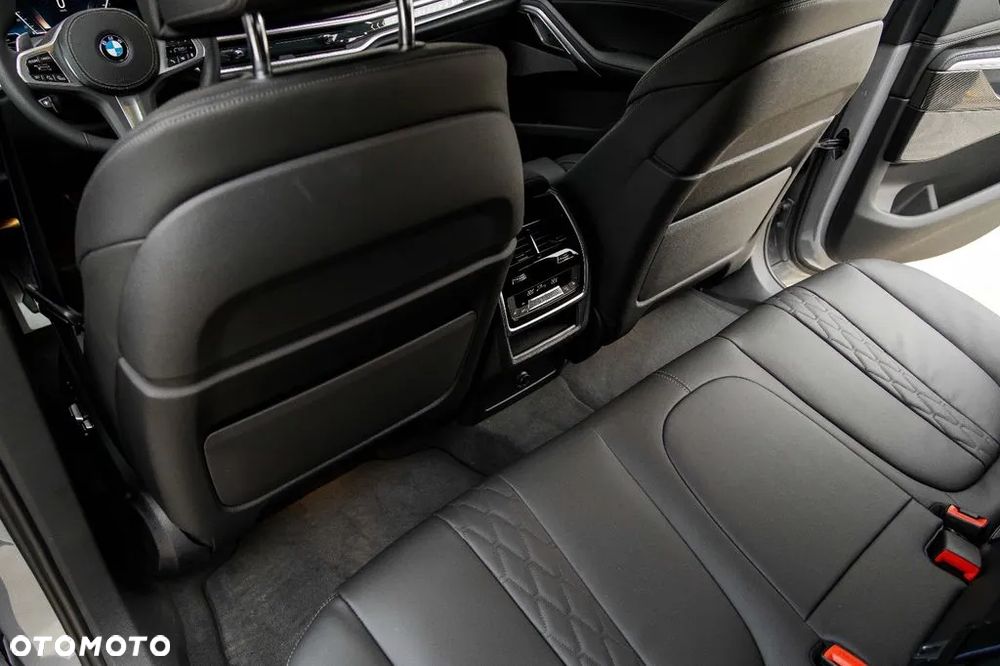 BMW X6 xDrive30d - 20