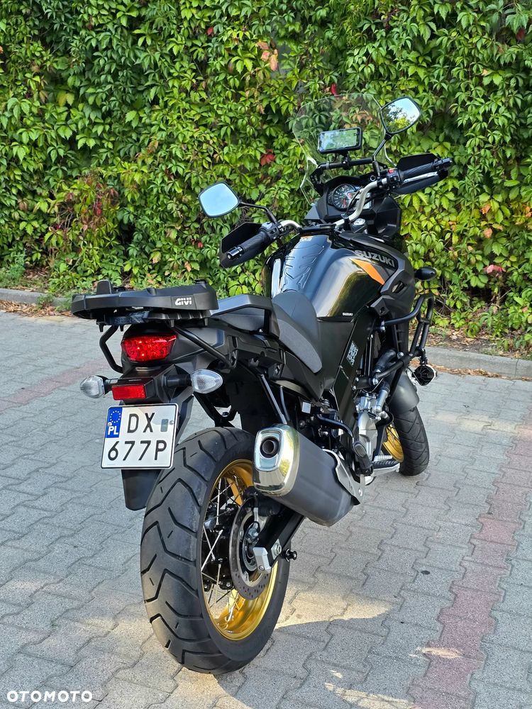 Suzuki DL - 4