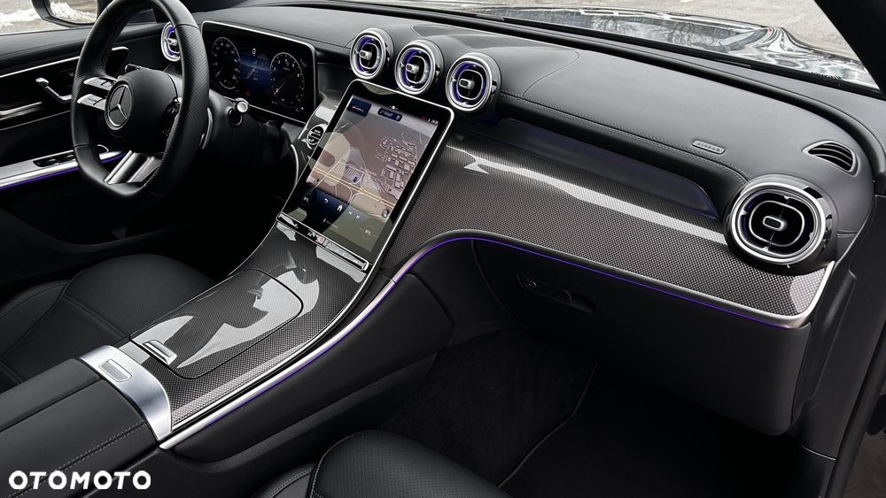 Mercedes-Benz GLC - 25