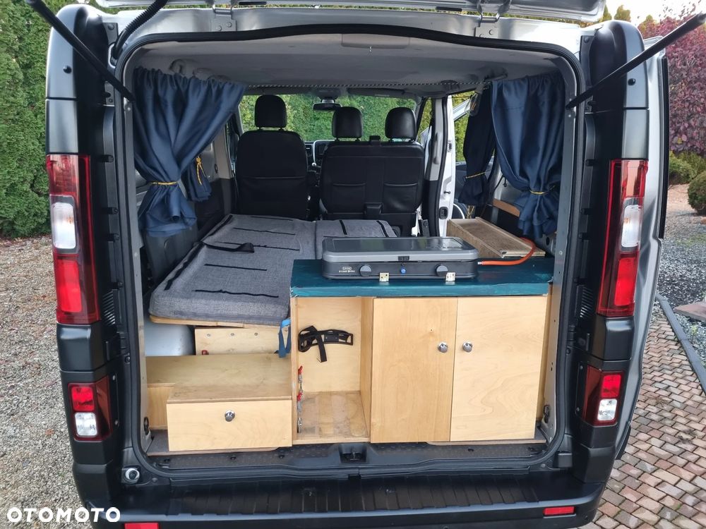 Opel VIVARO - 2