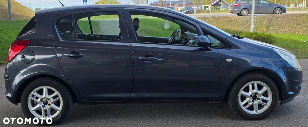 Opel Corsa 1.4 16V Selection 110 Jahre - 3