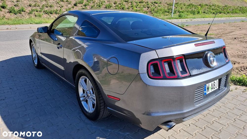 Ford Mustang 3.7 V6 - 3