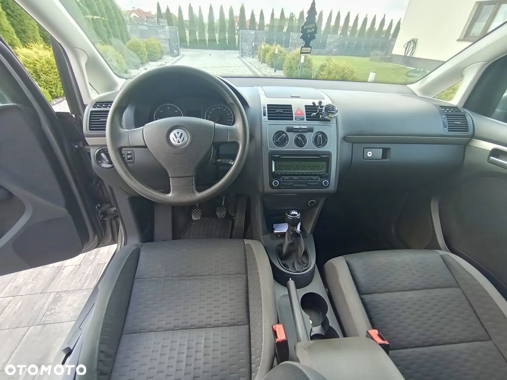 Volkswagen Touran 1.9 TDI DPF Trendline - 13