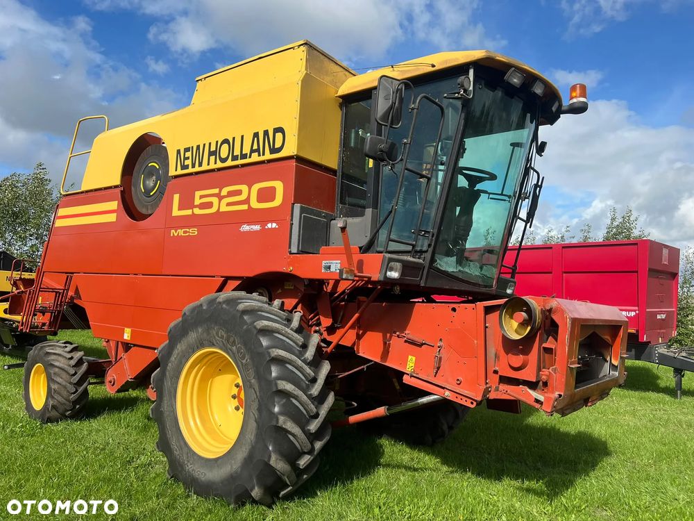 New Holland L520 - 1