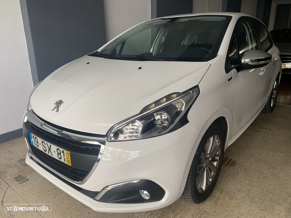 Peugeot 208 1.2 PureTech Style