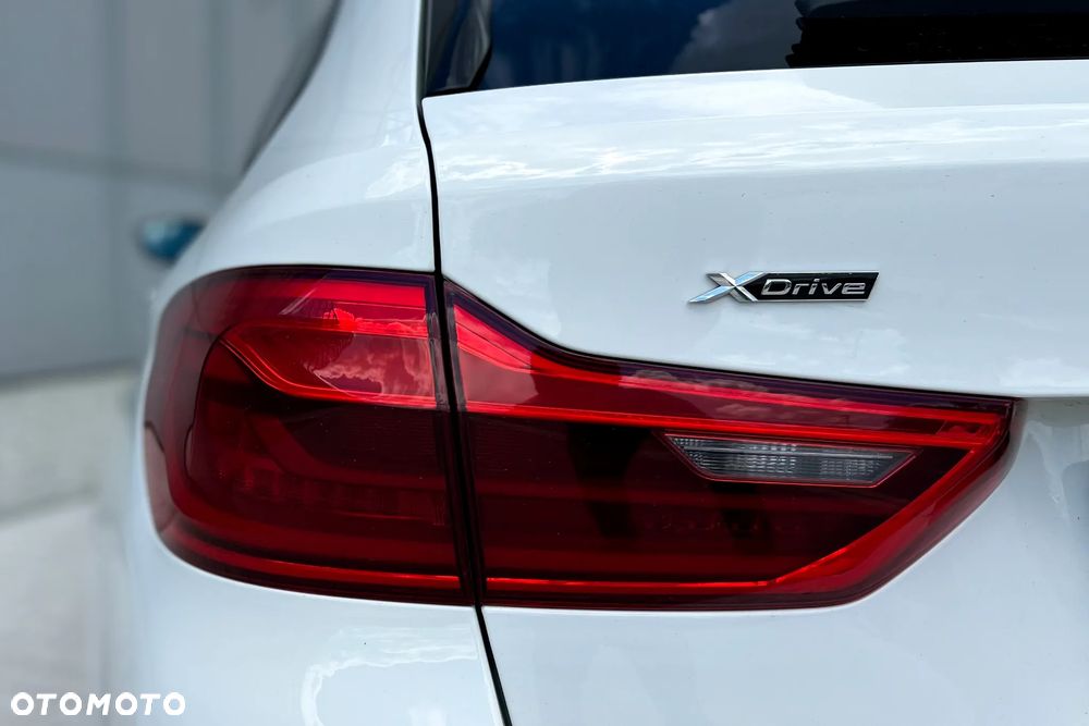 BMW Seria 5 520d xDrive M Sport sport - 11
