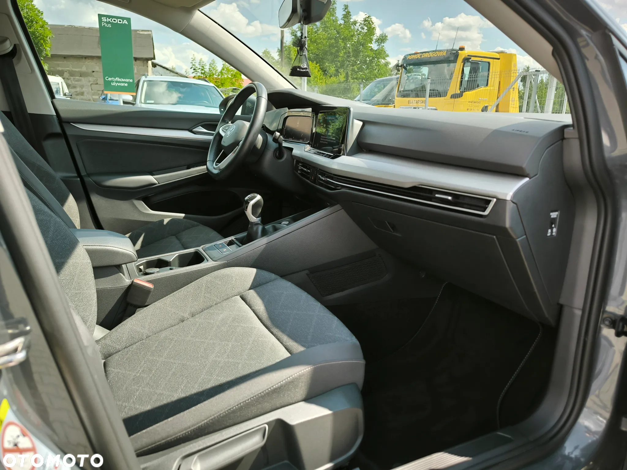 Volkswagen Golf VIII 2.0 TDI Life - 9
