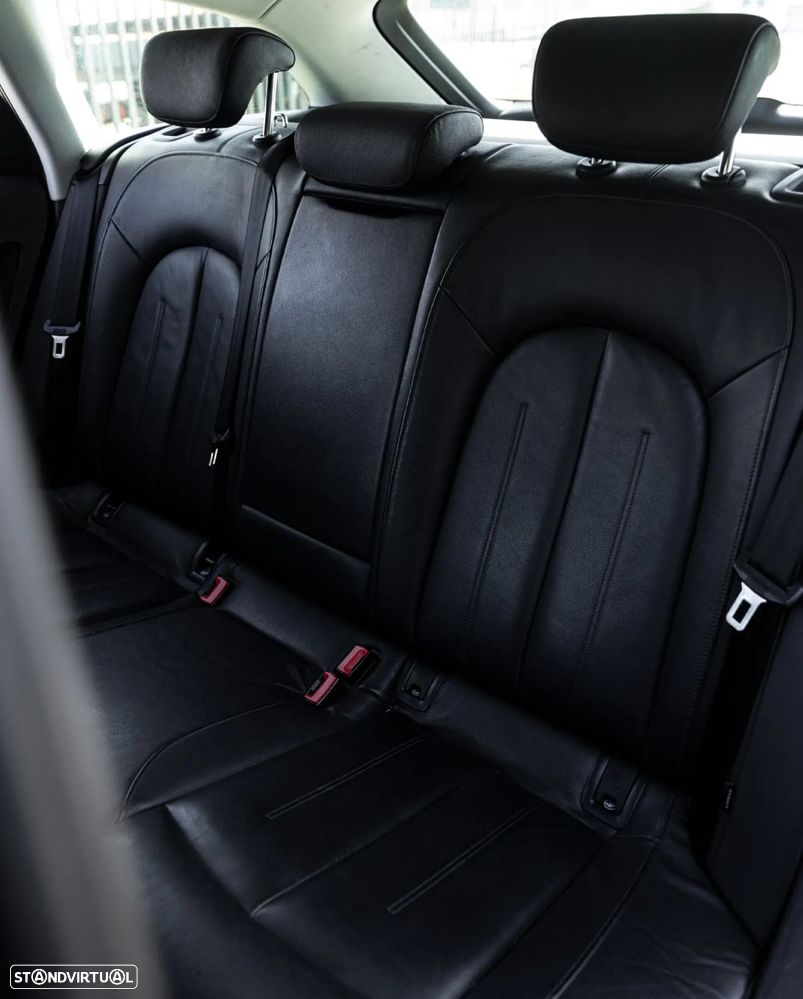 Audi A6 Avant 2.0 TDi Business Line S-line S tronic - 20