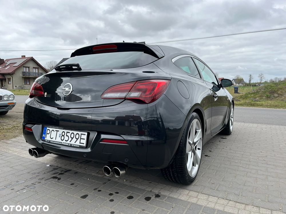 Opel Astra 1.4 Turbo - 2