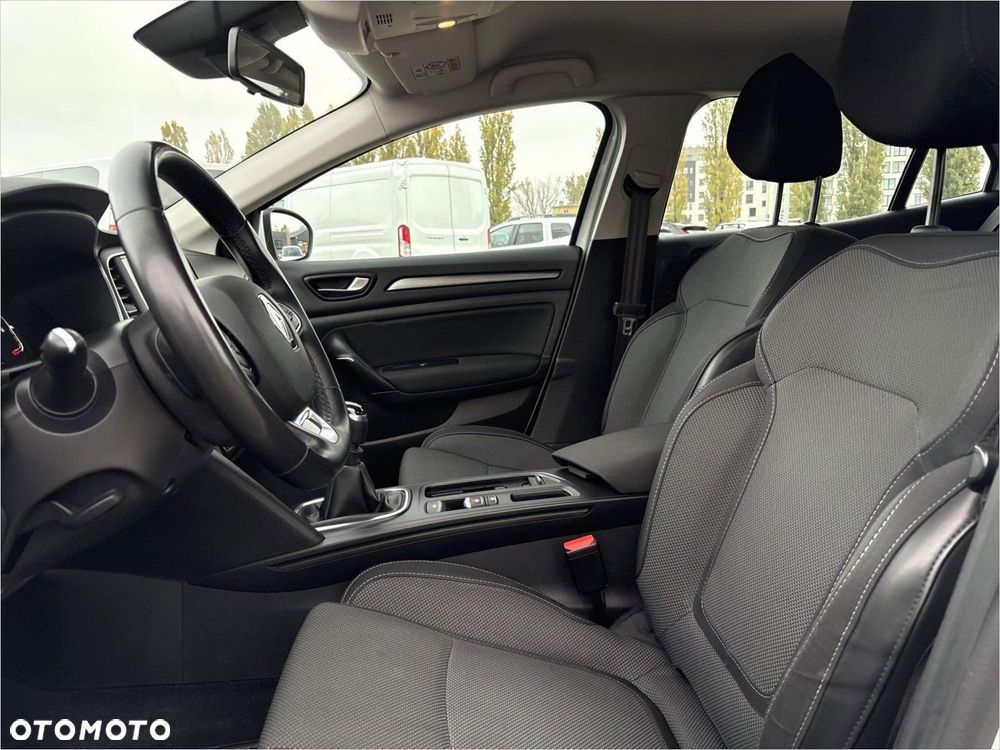 Renault Megane 1.5 Blue dCi Equilibre - 10
