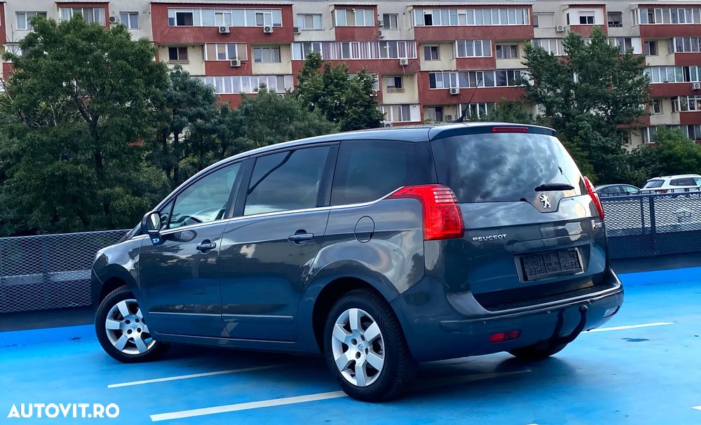 Peugeot 5008 1.6 VTI Confort Pack - 24