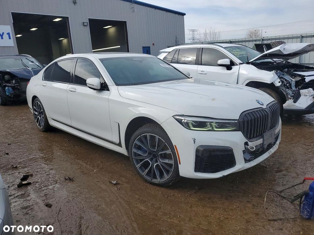 BMW Seria 7 750Li xDrive - 4