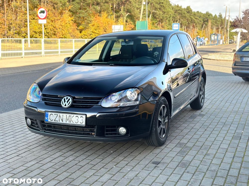 Volkswagen Golf - 2