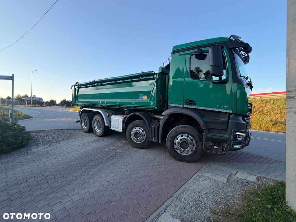 Mercedes-Benz Arocs 3245 - 5