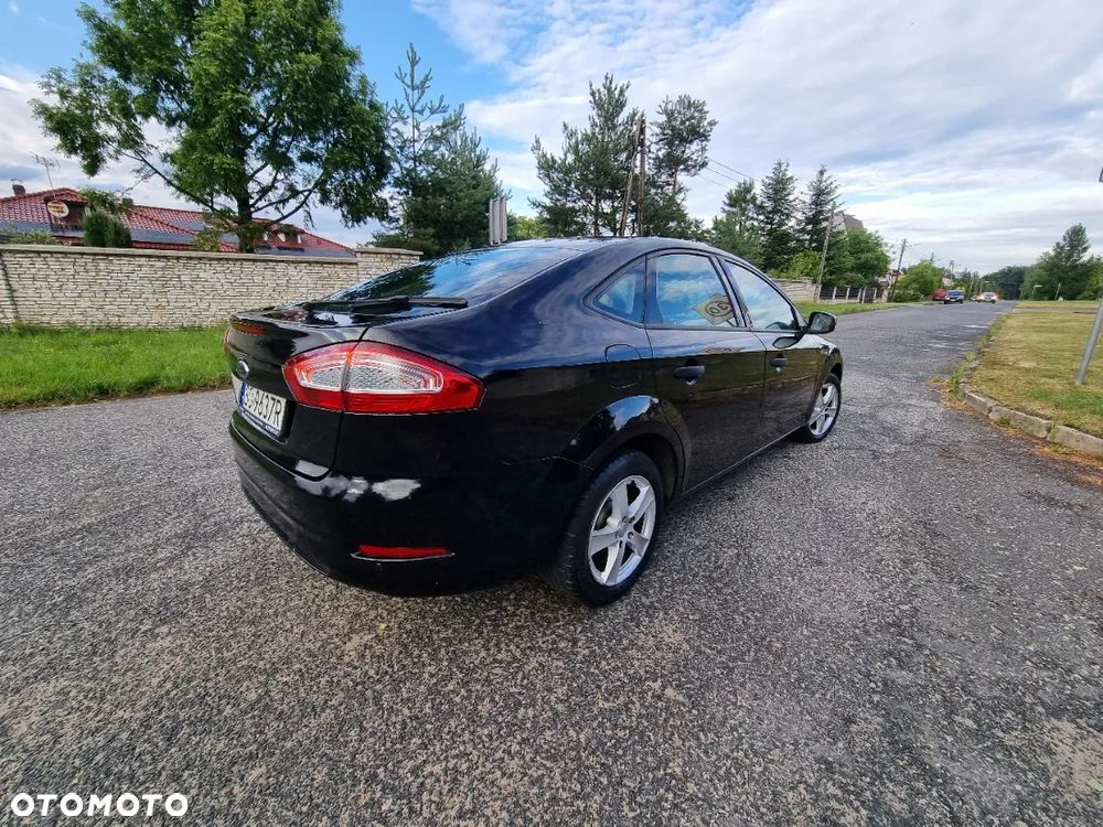 Ford Mondeo 1.6 TDCi Ambiente - 8