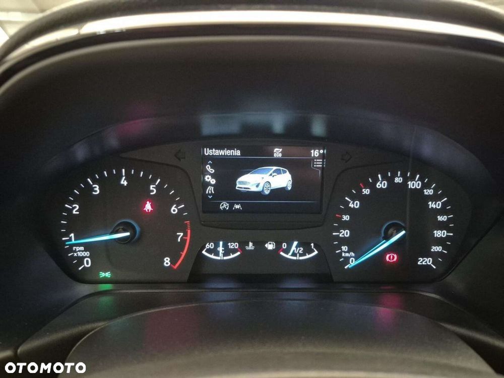 Ford Fiesta - 12