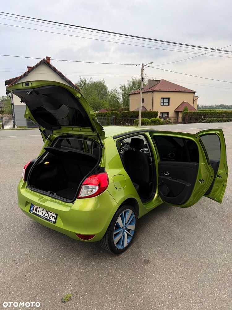 Renault Clio - 18