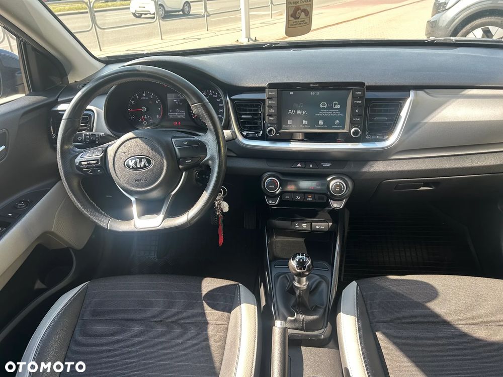 Kia Stonic 1.2 M - 10