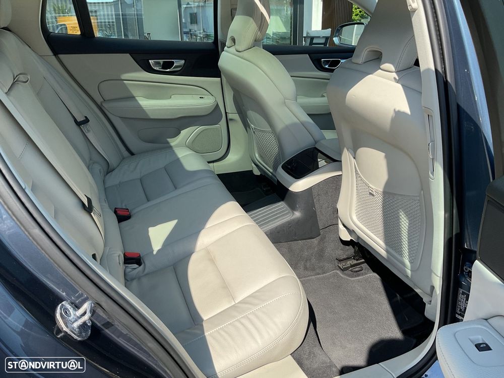 Volvo V60 2.0 T6 AWD TE Inscription - 43