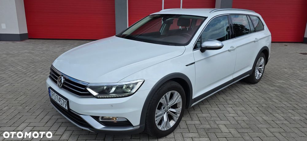 Volkswagen Passat 2.0 TDI SCR DSG 4Motion Business - 9